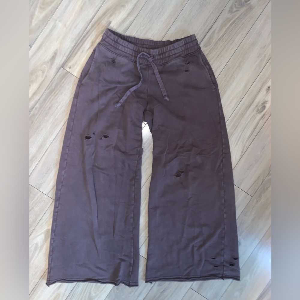 Wide leg sweatpants